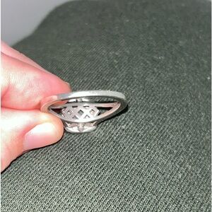 Women’s Engagement Ring